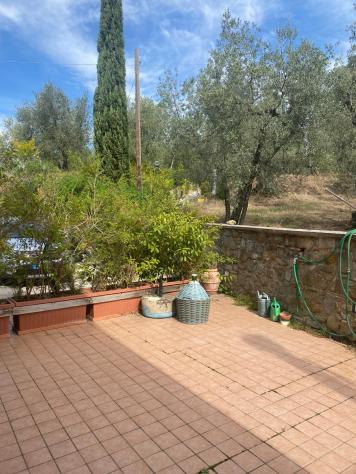casa indipendente in vendita a Lamporecchio
