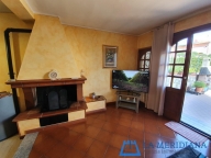 casa indipendente in vendita a Lamporecchio