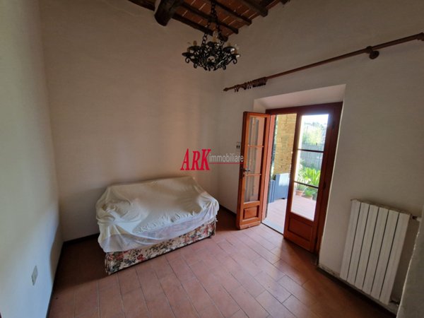appartamento in vendita a Lamporecchio in zona Porciano