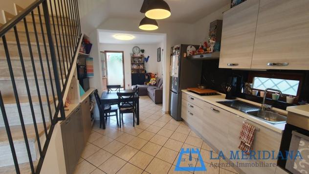 casa indipendente in vendita a Lamporecchio