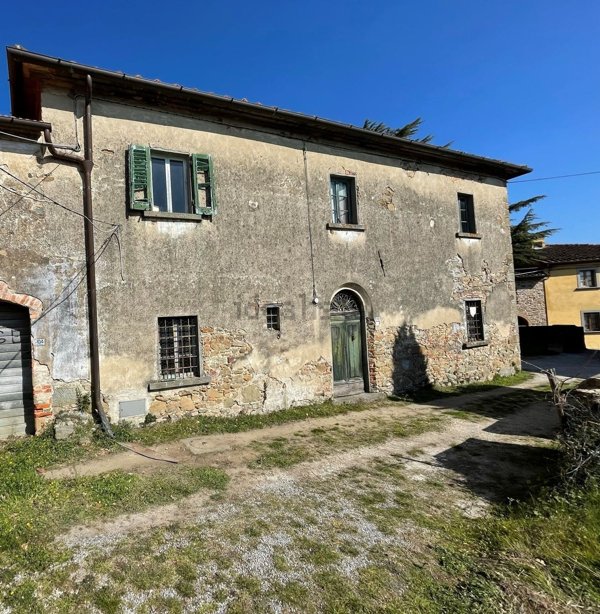 rudere in vendita a Lamporecchio