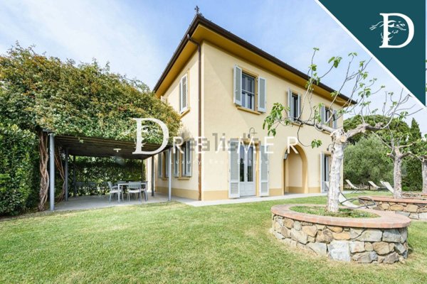 casa indipendente in vendita a Lamporecchio