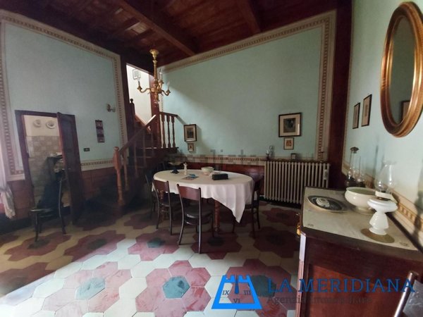 casa indipendente in vendita a Lamporecchio