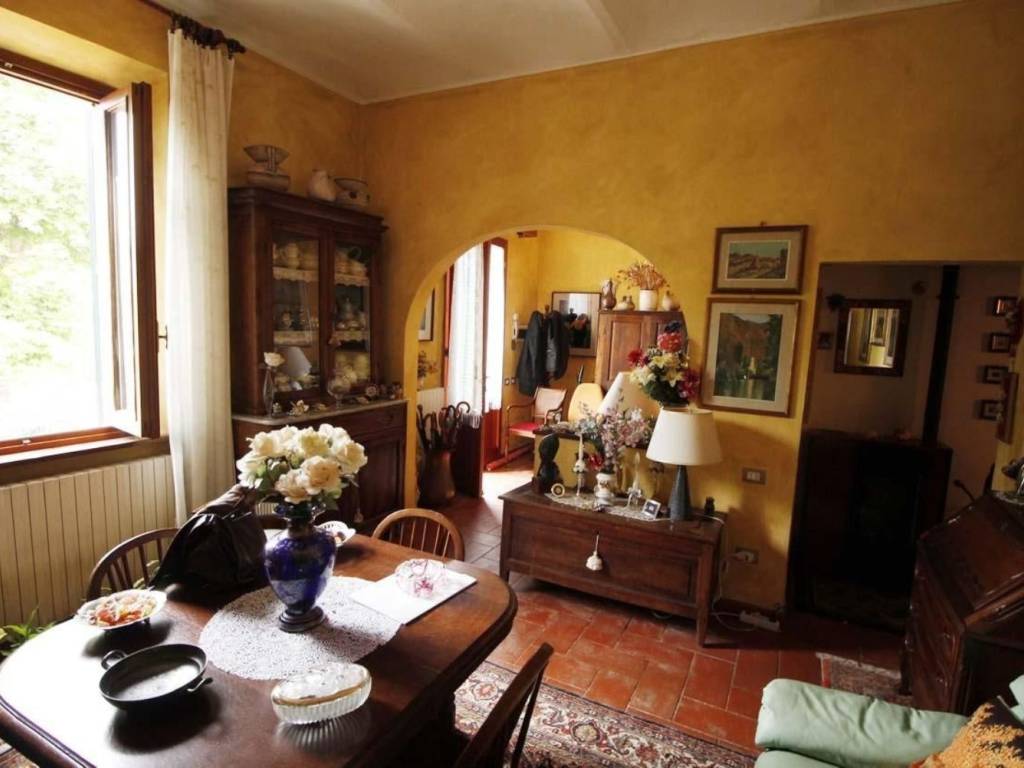 casa indipendente in vendita a Lamporecchio in zona San Baronto