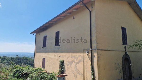 casa indipendente in vendita a Lamporecchio in zona San Baronto
