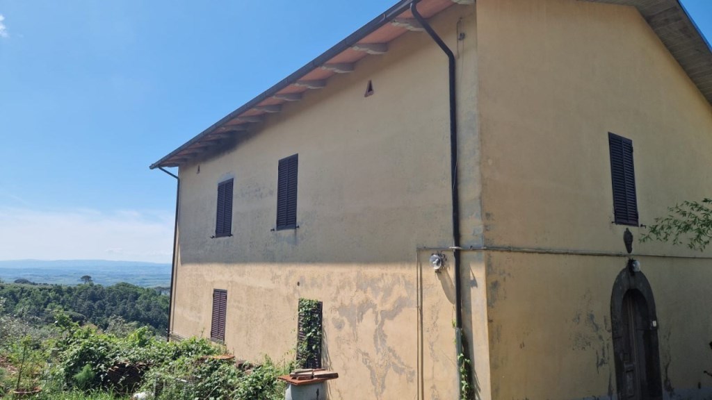 casa indipendente in vendita a Lamporecchio in zona San Baronto
