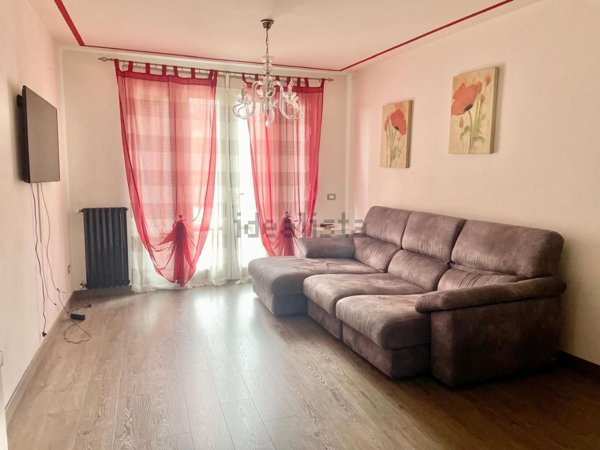 casa indipendente in vendita a Lamporecchio