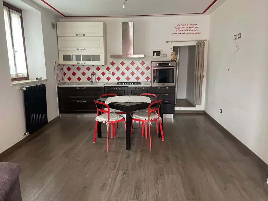 casa indipendente in vendita a Lamporecchio