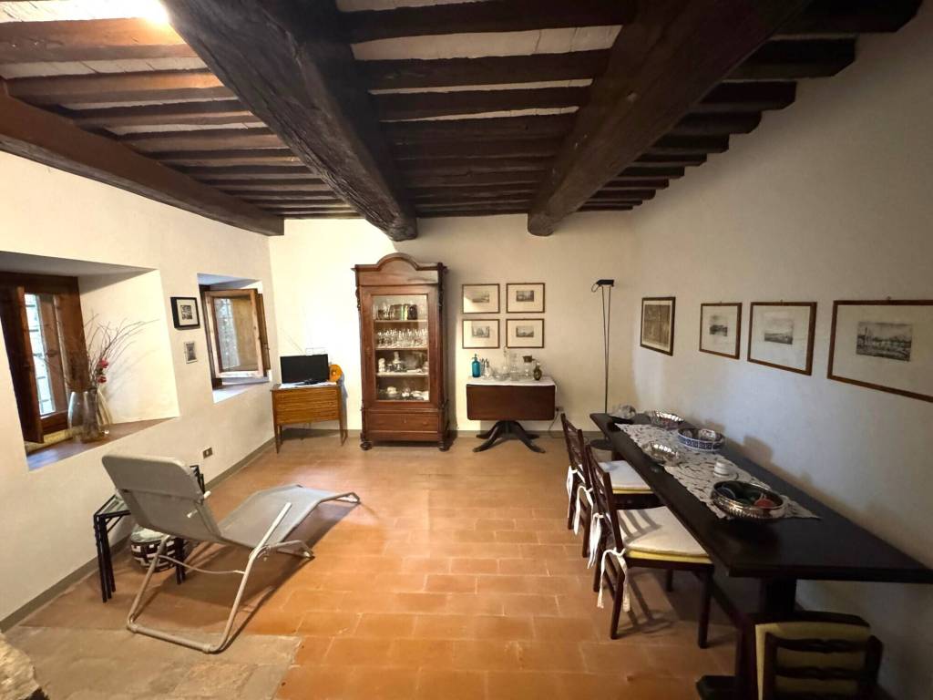 casa indipendente in vendita a Lamporecchio