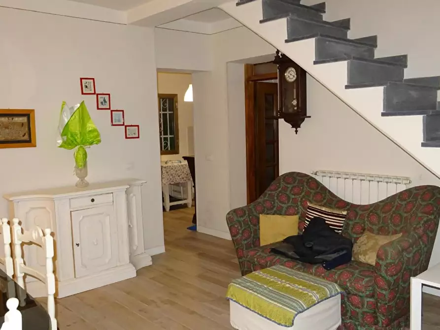 casa indipendente in vendita a Lamporecchio