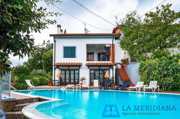 casa indipendente in vendita a Lamporecchio in zona Porciano