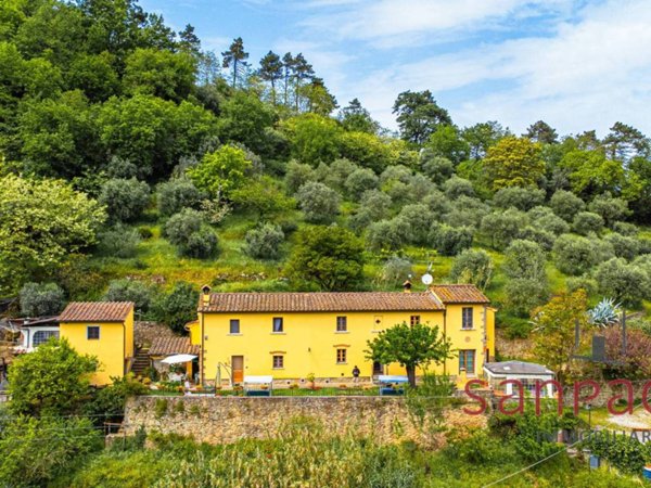 casa indipendente in vendita a Lamporecchio in zona San Baronto