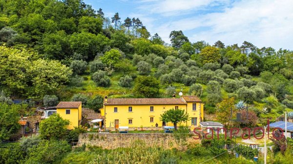 casa indipendente in vendita a Lamporecchio in zona San Baronto