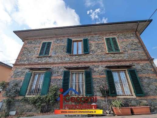 casa indipendente in vendita a Lamporecchio