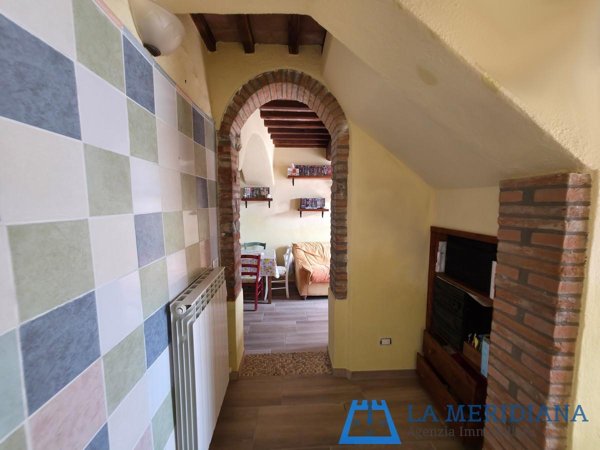 casa indipendente in vendita a Lamporecchio