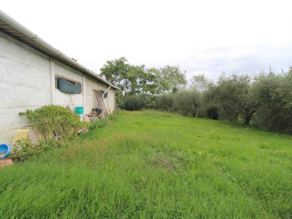 casa indipendente in vendita a Lamporecchio in zona Mastromarco