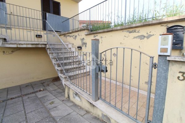 appartamento in vendita a Lamporecchio in zona Borgano