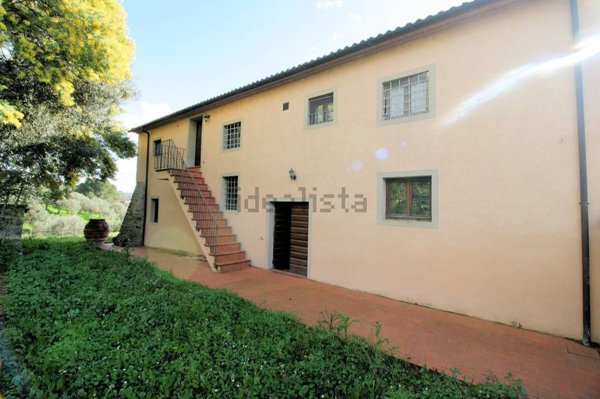 casa indipendente in vendita a Lamporecchio