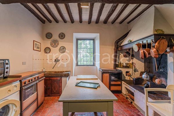 casa indipendente in vendita a Lamporecchio