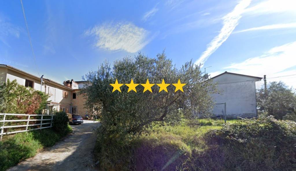 casa indipendente in vendita a Lamporecchio