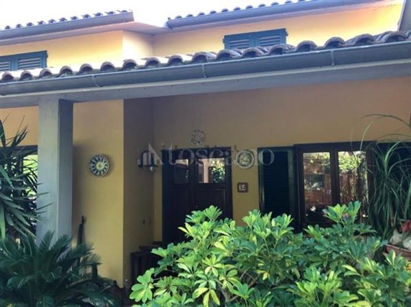 casa indipendente in vendita a Lamporecchio