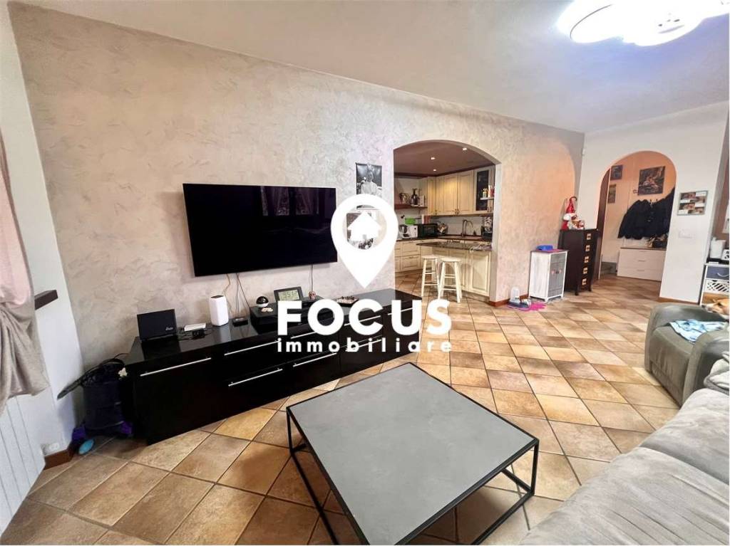 casa indipendente in vendita a Lamporecchio in zona Mastromarco