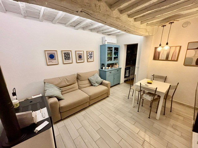 casa indipendente in vendita a Lamporecchio