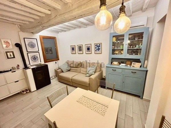 casa indipendente in vendita a Lamporecchio