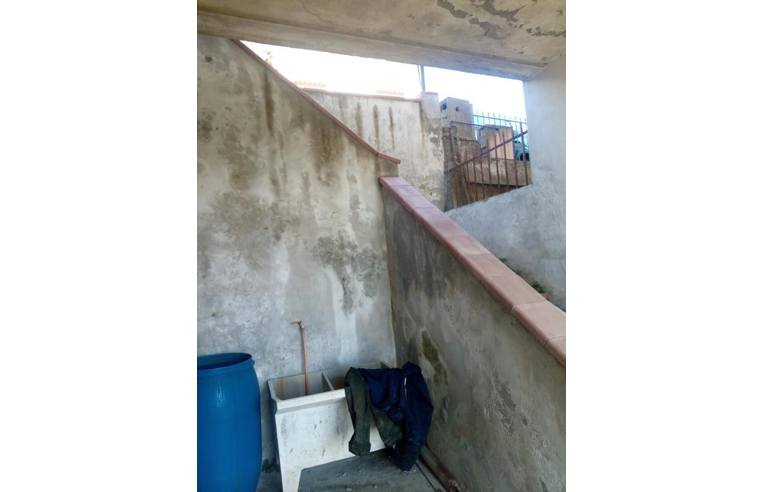 casa indipendente in vendita a Lamporecchio in zona San Baronto