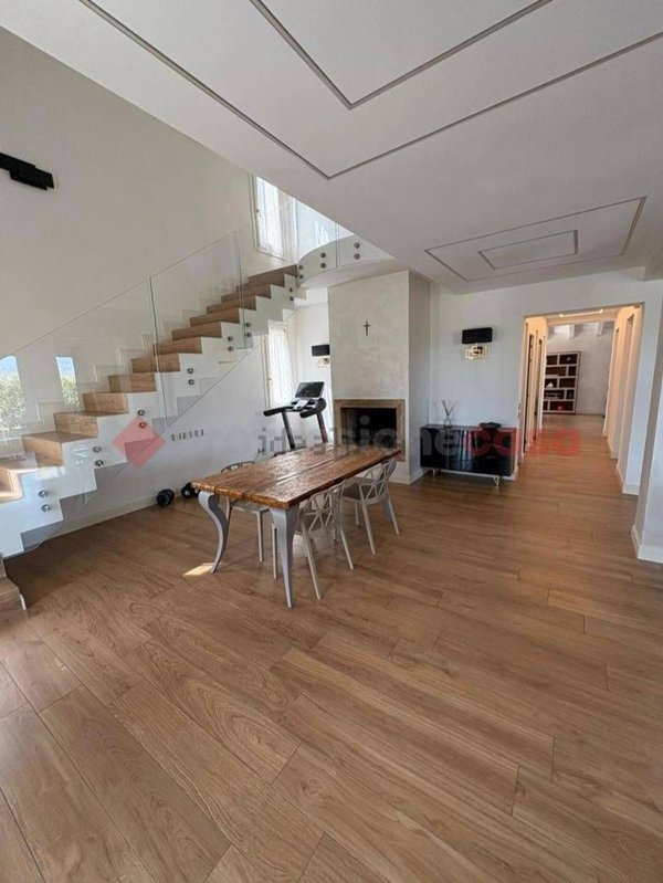 casa indipendente in vendita a Lamporecchio