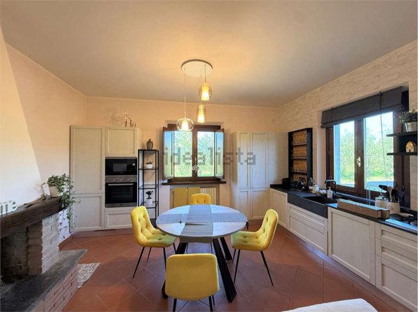 casa semindipendente in vendita a Lamporecchio