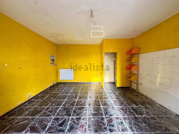 casa indipendente in vendita a Lamporecchio