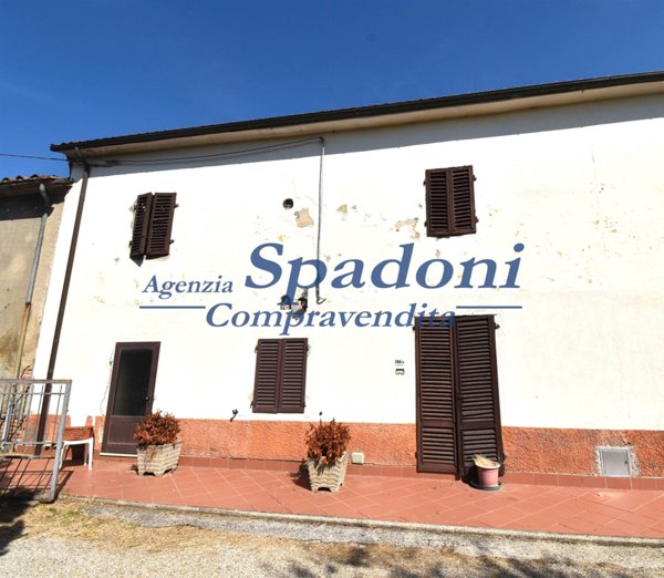 casa indipendente in vendita a Lamporecchio