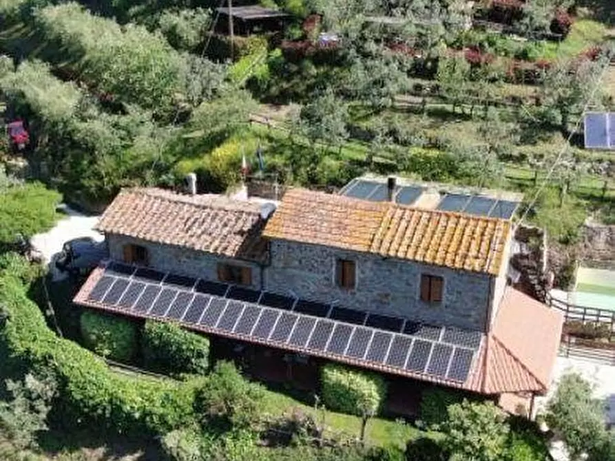 casa indipendente in vendita a Lamporecchio