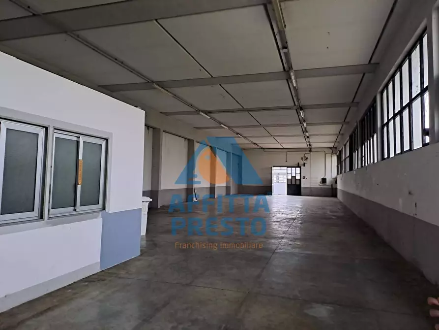 negozio in vendita a Lamporecchio