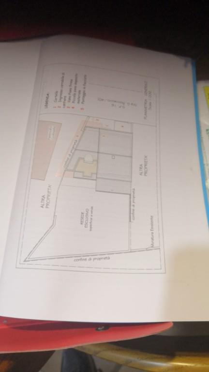 casa indipendente in vendita a Lamporecchio