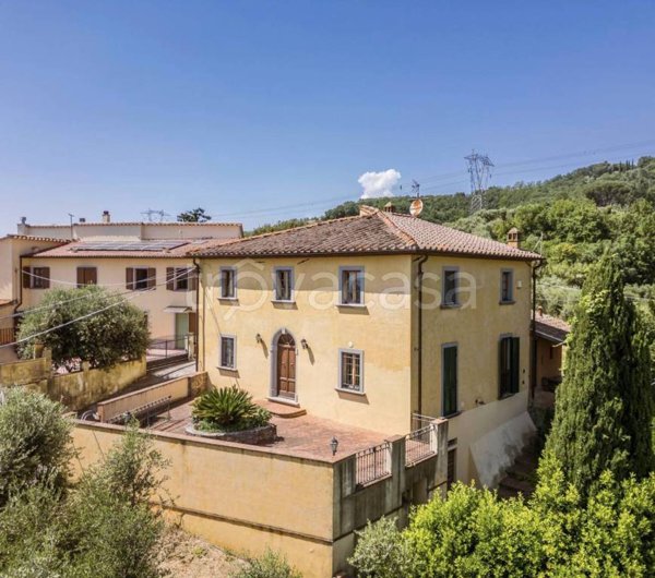 casa indipendente in vendita a Lamporecchio in zona San Baronto