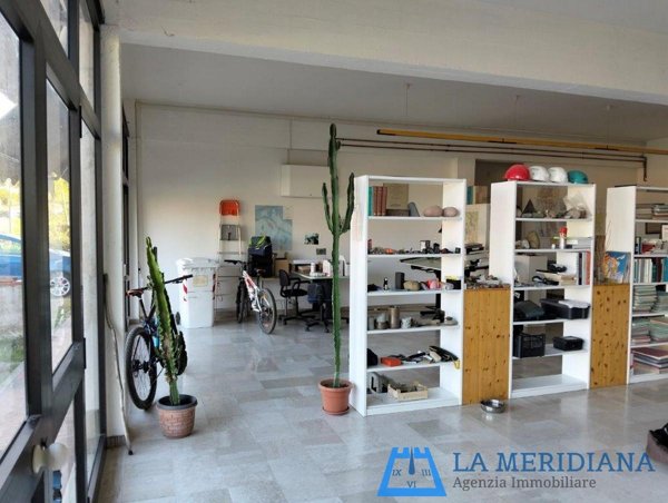 ufficio in vendita a Lamporecchio