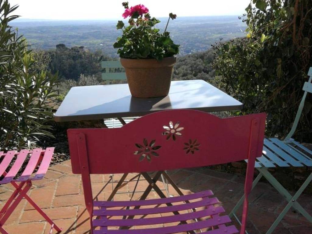 casa indipendente in vendita a Lamporecchio in zona San Baronto