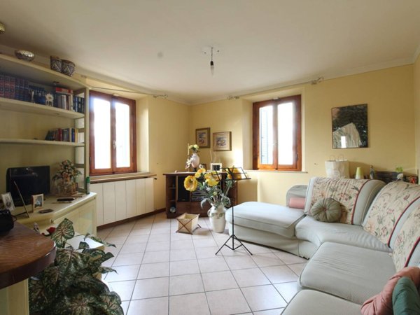 casa indipendente in vendita a Lamporecchio