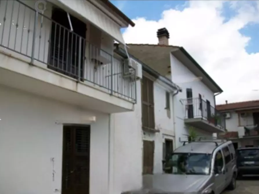 casa indipendente in vendita a Lamporecchio