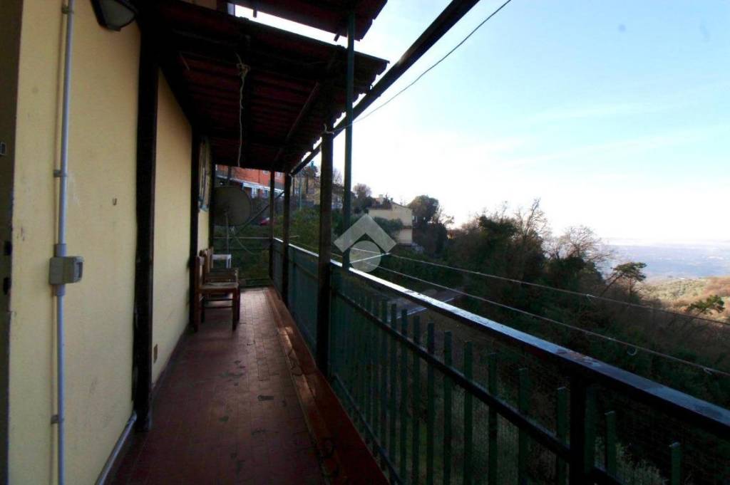 appartamento in vendita a Lamporecchio in zona San Baronto