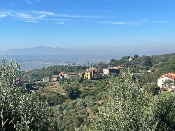 casa indipendente in vendita a Lamporecchio