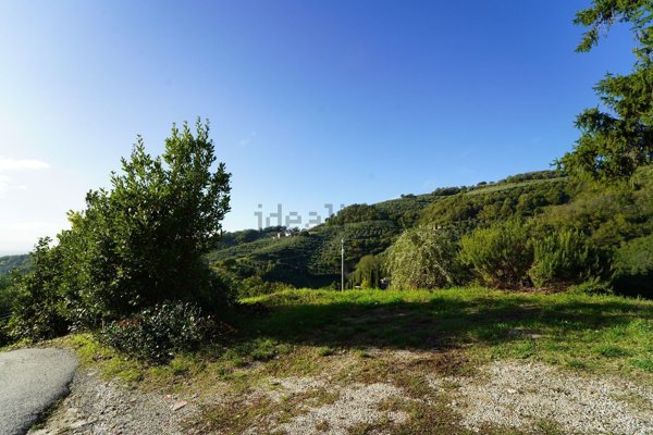 casa indipendente in vendita a Lamporecchio