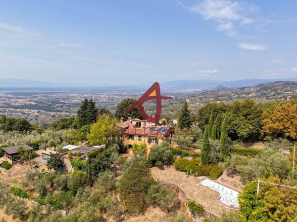 casa indipendente in vendita a Lamporecchio in zona Papiano