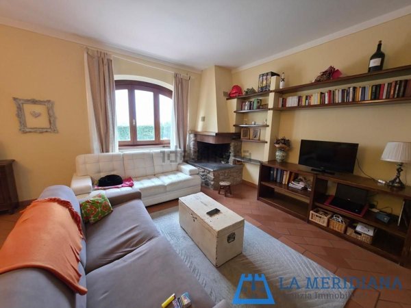 casa semindipendente in vendita a Lamporecchio