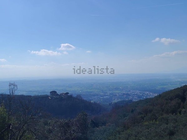 casa indipendente in vendita a Lamporecchio in zona San Baronto