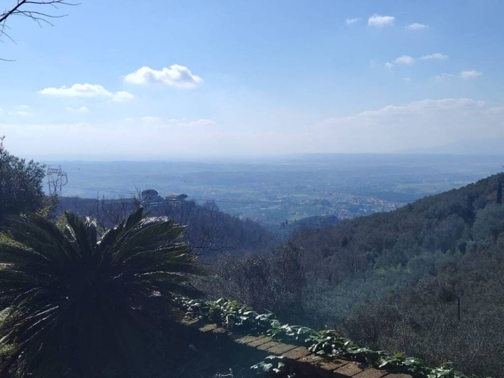 casa indipendente in vendita a Lamporecchio in zona San Baronto