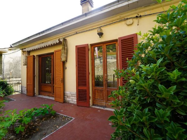 appartamento in vendita a Lamporecchio in zona San Baronto