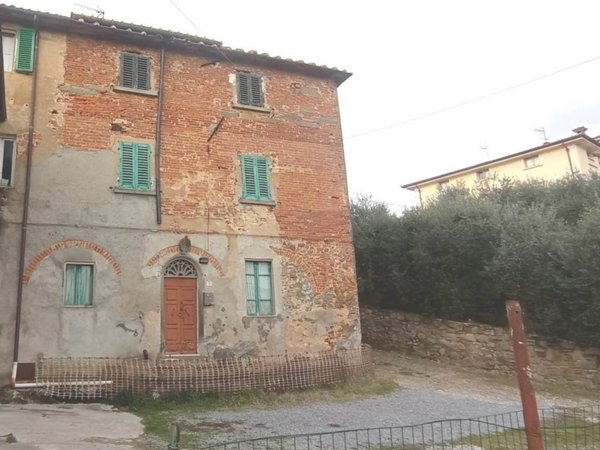 casa indipendente in vendita a Lamporecchio in zona San Baronto